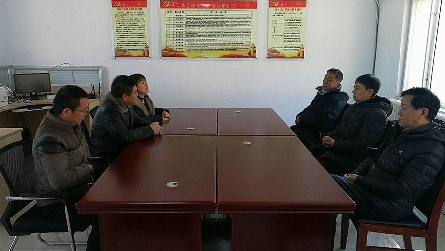 歲寒情深暖人心，建投能源黨委書記、董事長王雙海一行到窯子溝村慰問貧困戶